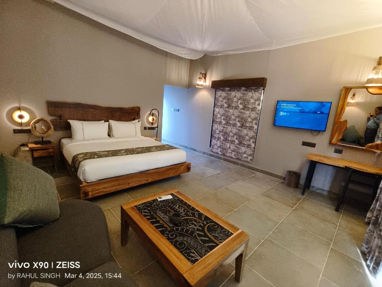 Hotel Sonar Bangla Joypur Forest Екстер'єр фото